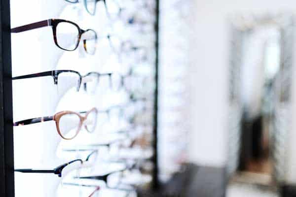 shopping for eyeglasses in tulsa